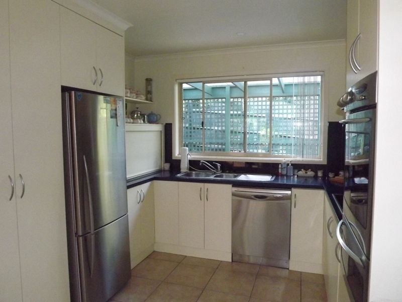 2a Bellbird Court, WOLUMLA NSW 2550, Image 1