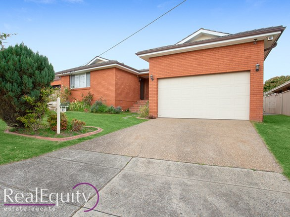 23 Harvey Avenue, Moorebank NSW 2170