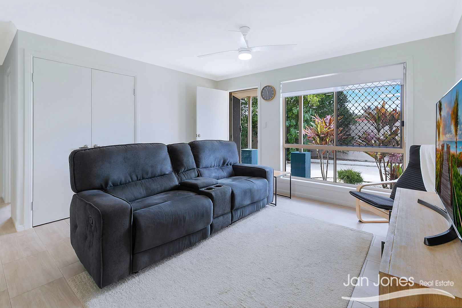 Unit 1/24-26 Lipscombe Rd, Deception Bay QLD 4508, Image 2