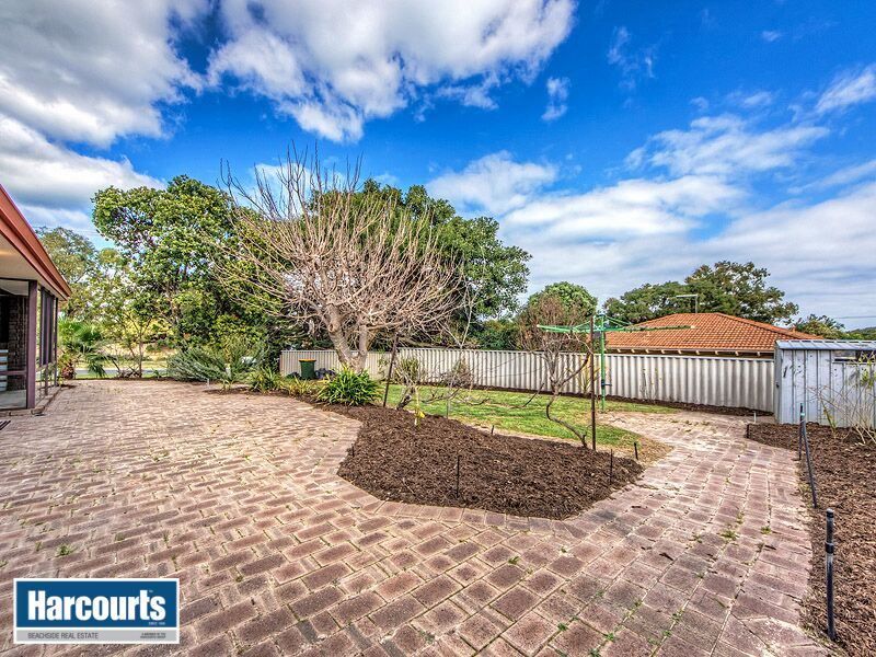 1 Truro Court, Yanchep WA 6035, Image 2