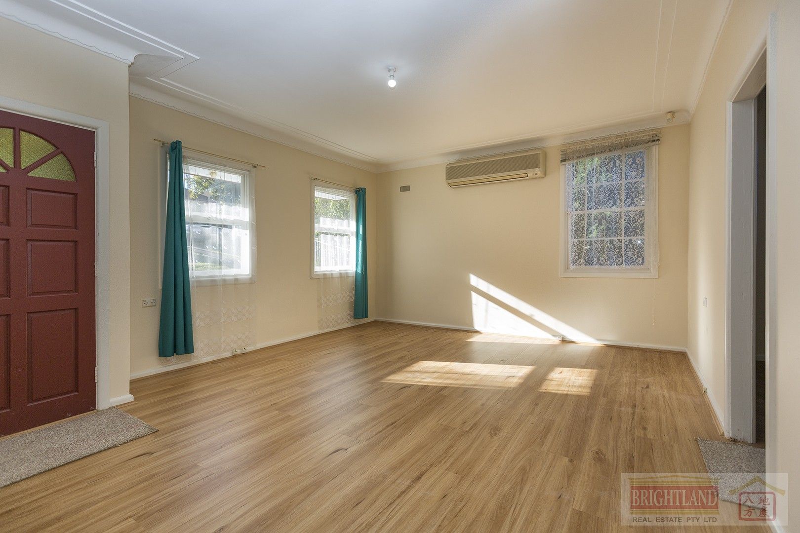 2 bedrooms House in 4 Manson Street TELOPEA NSW, 2117