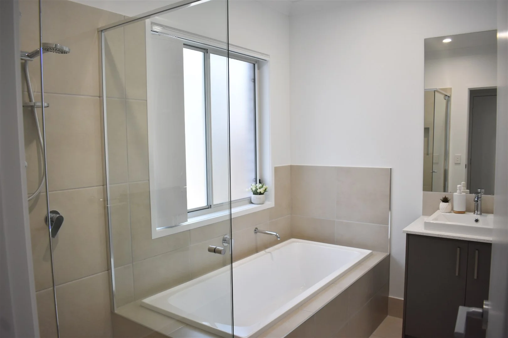 Additional image 21 of 39 John Drive, Collingwood Park QLD 4301