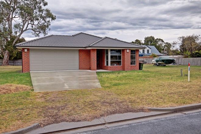 Picture of 5 Lake Haven Ave, NEWLANDS ARM VIC 3875