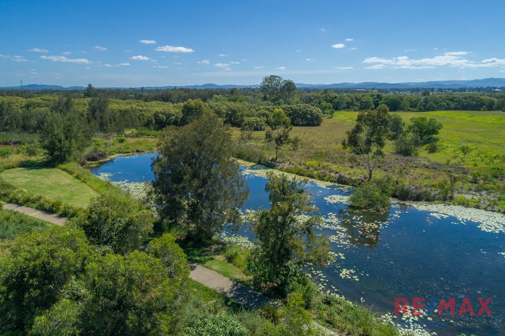 17 Whittome Esplanade, Murrumba Downs QLD 4503, Image 2