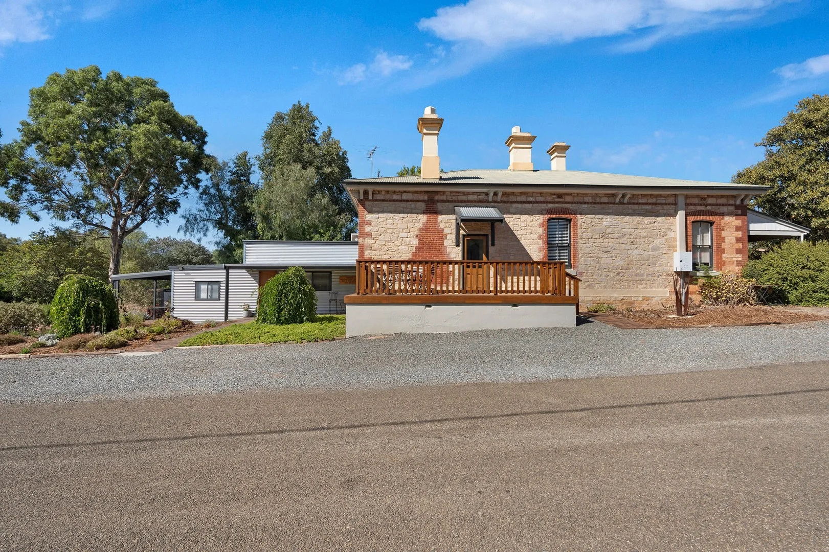 52 Burra Street, Mintaro SA 5415