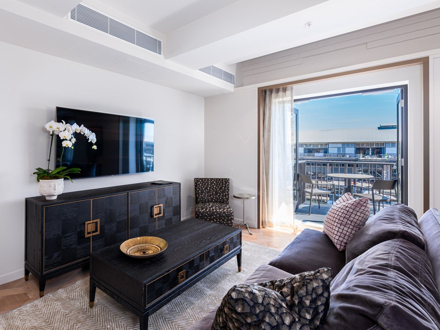 2 bedrooms Apartment / Unit / Flat in Darling Island Road PYRMONT NSW, 2009