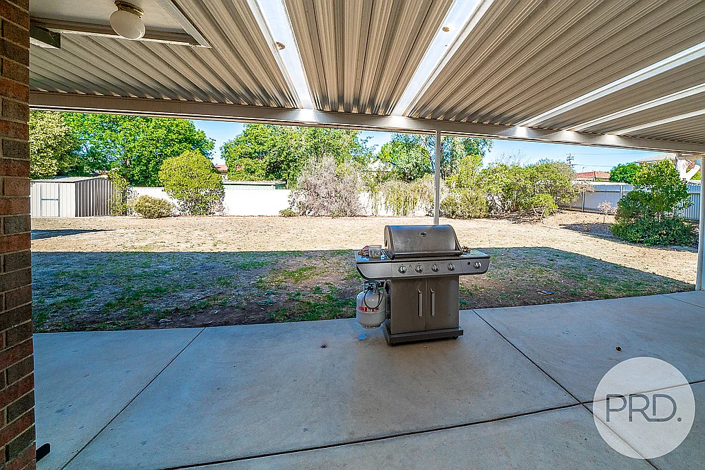 Additional image 10 of 2 Post Place, Lake Albert NSW 2650