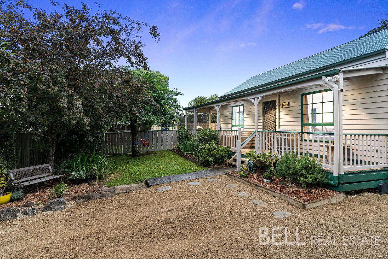 2 Victory Avenue, Wandin North VIC 3139, Image 1