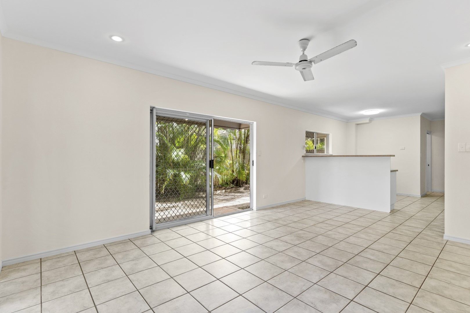 3/54 Best Street, Yorkeys Knob QLD 4878, Image 2