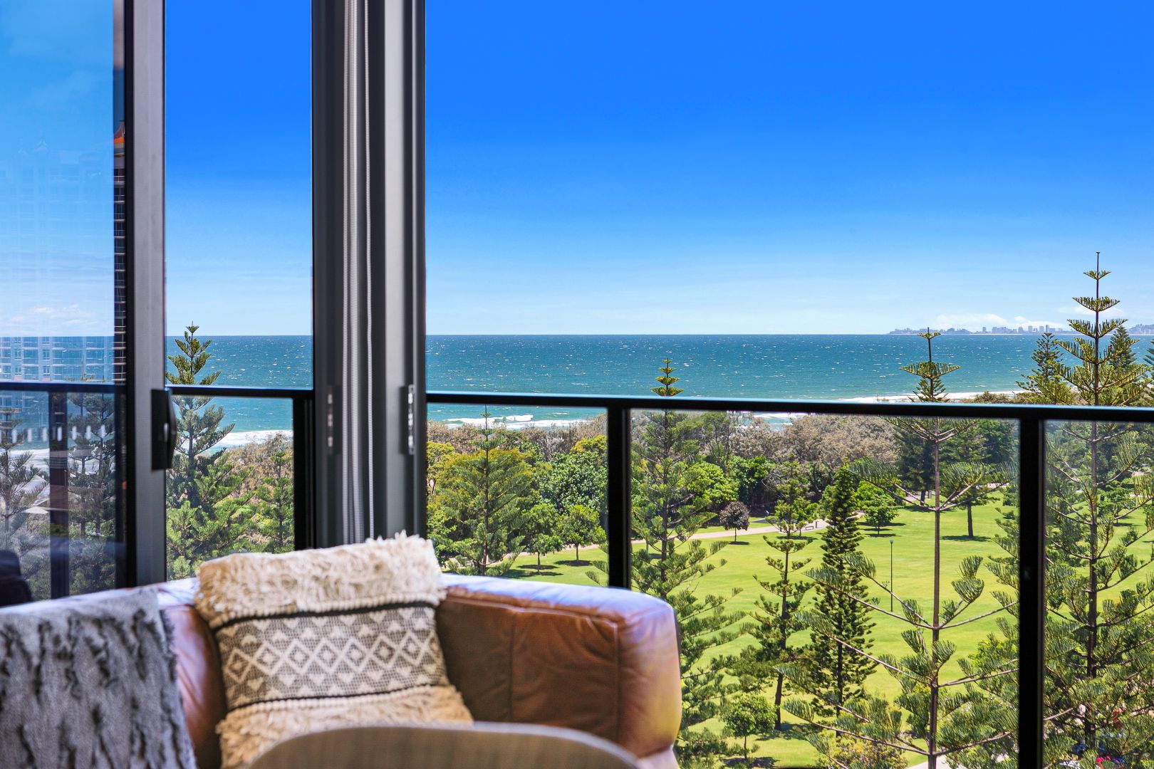 703/185 Old Burleigh Road, Broadbeach QLD 4218, Image 1