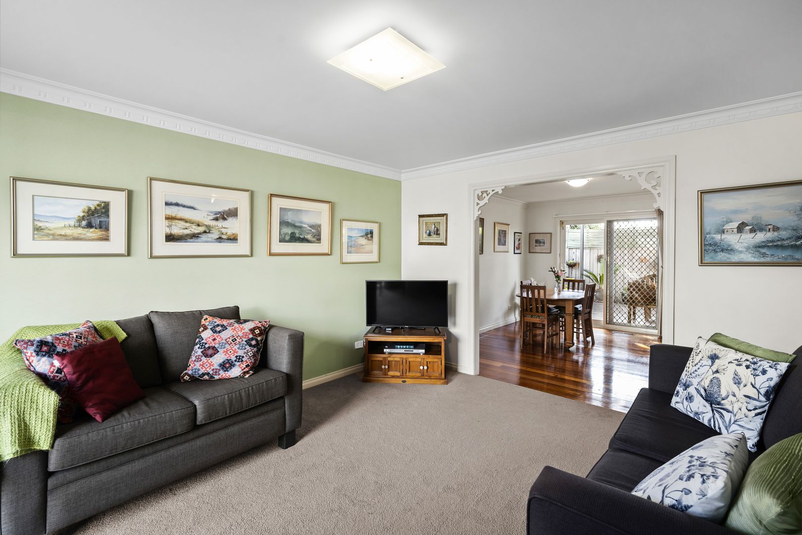 2/3 Scott Grove, Burwood VIC 3125, Image 1