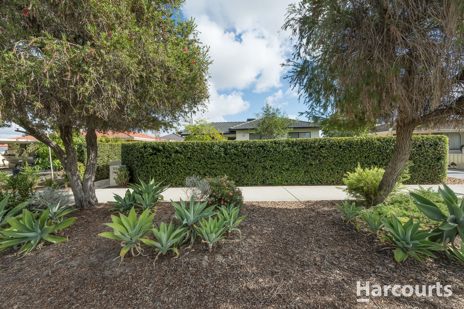 35 Ivanhoe Street, Morley WA 6062, Image 2