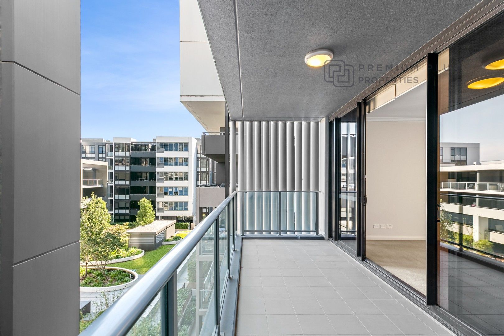 1 bedrooms Apartment / Unit / Flat in 601/3 Waterways Street WENTWORTH POINT NSW, 2127
