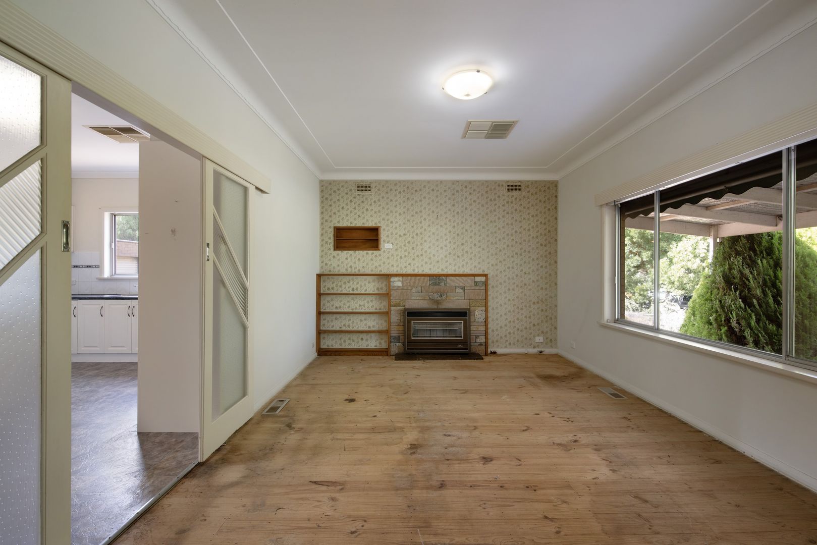 83 Main Road, Campbells Creek VIC 3451, Image 2