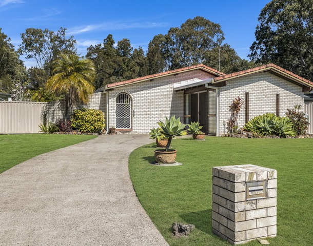 134 Acanthus Avenue, Burleigh Waters QLD 4220