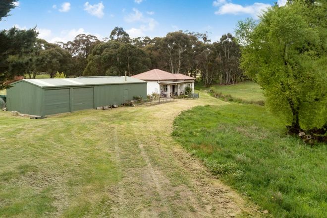 Picture of 12 Hewitts Road, LINTON VIC 3360