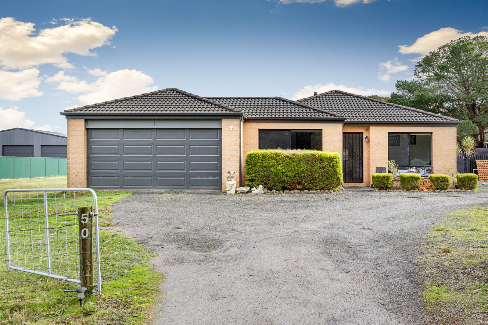 4 bedrooms House in 50 Pascoe Street SMYTHESDALE VIC, 3351