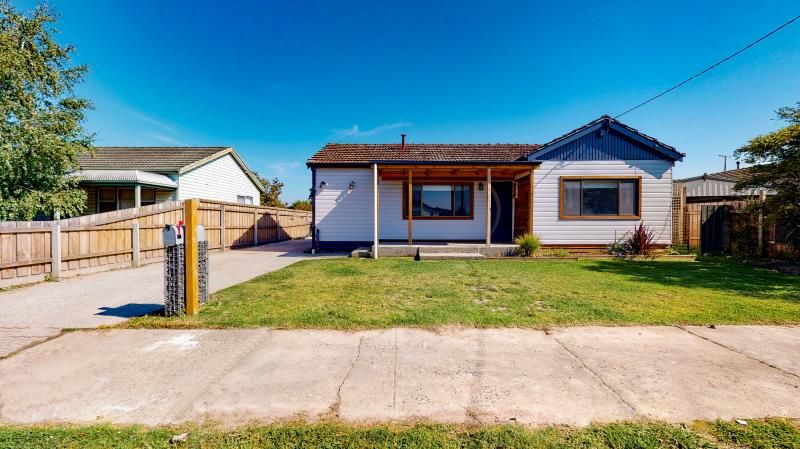 3 bedrooms House in 5 Davis Court TRARALGON VIC, 3844