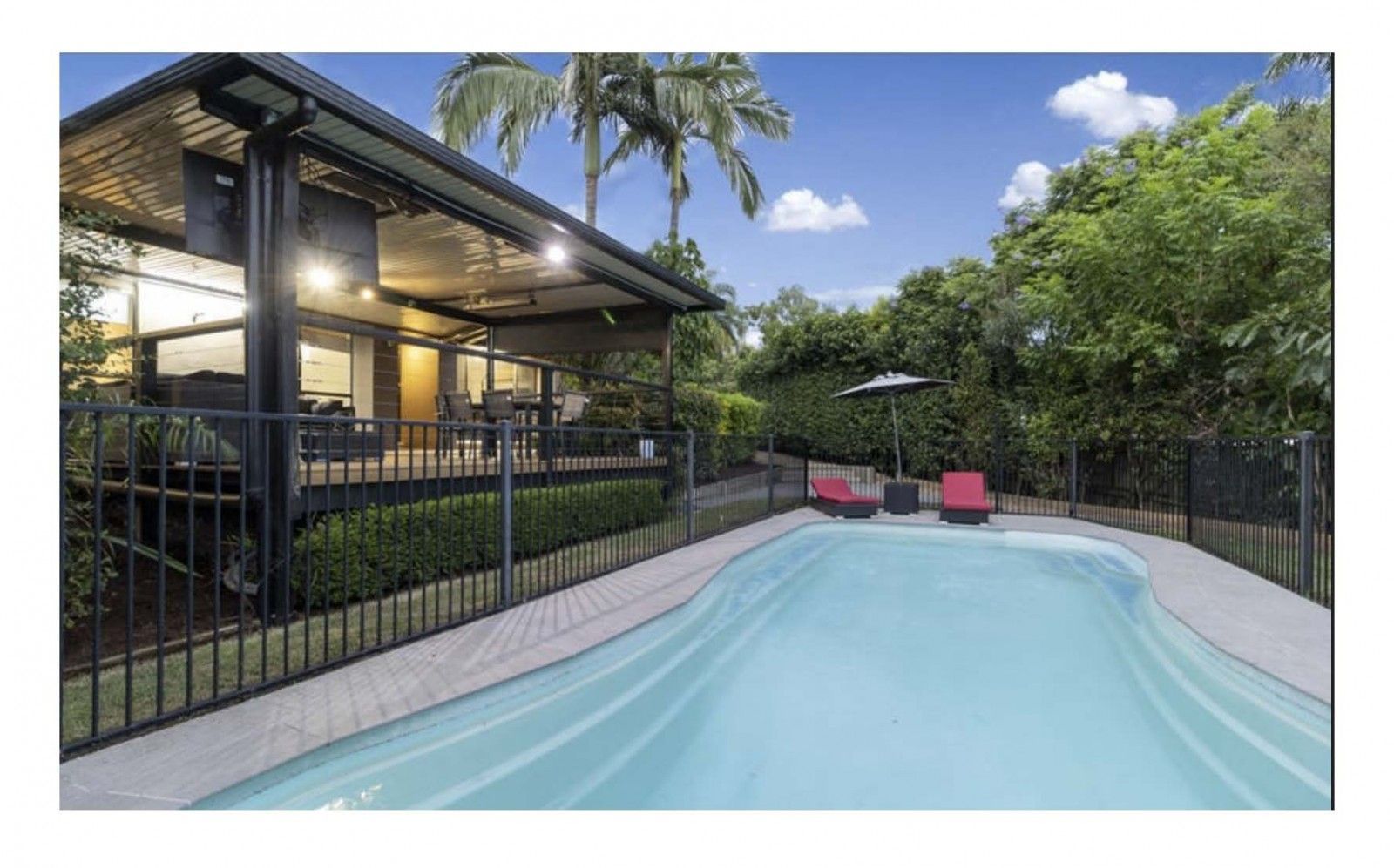 3 bedrooms House in 62 Andaman Street JAMBOREE HEIGHTS QLD, 4074