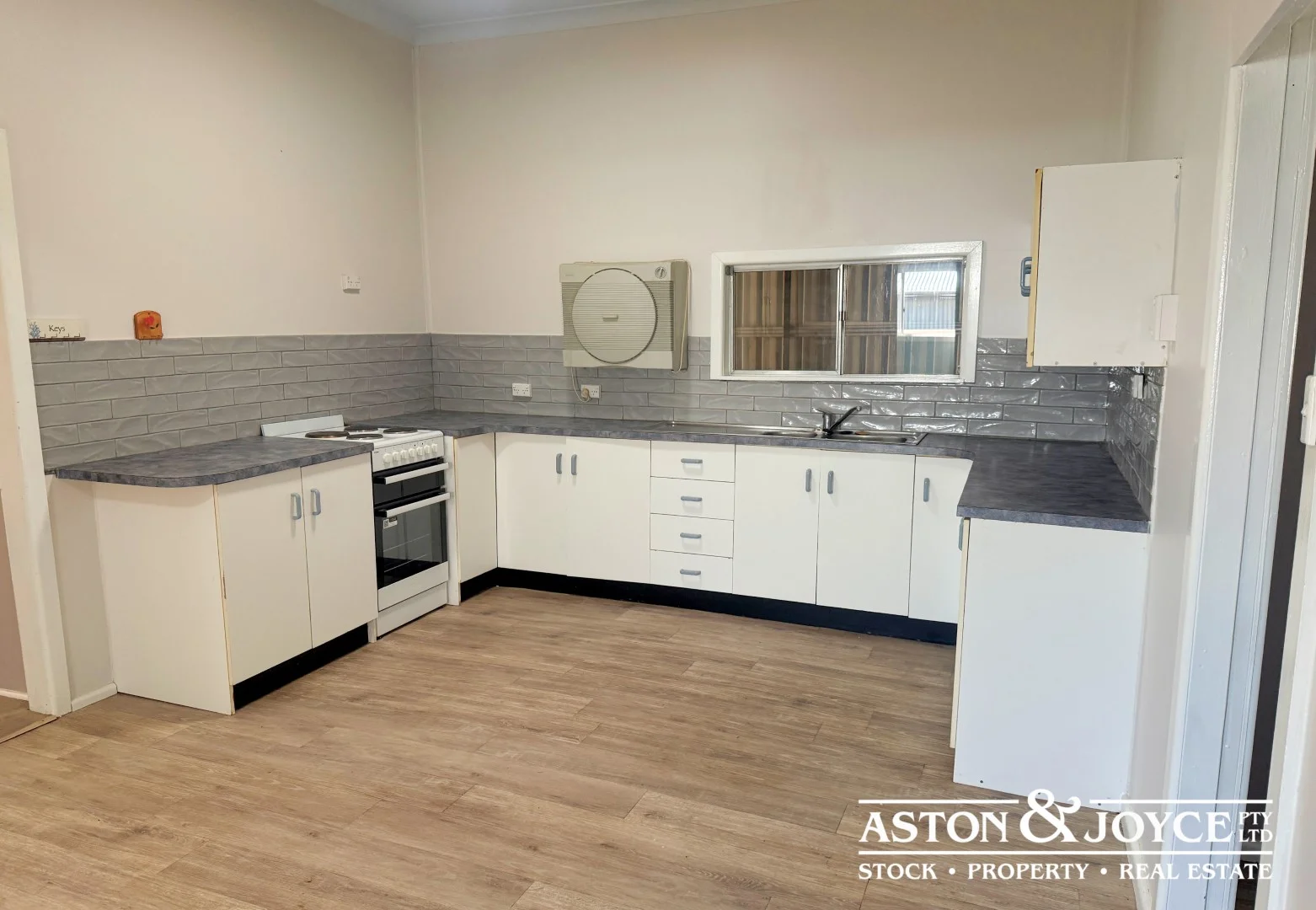 Additional image 5 of 2 Monger Street, Grenfell NSW 2810