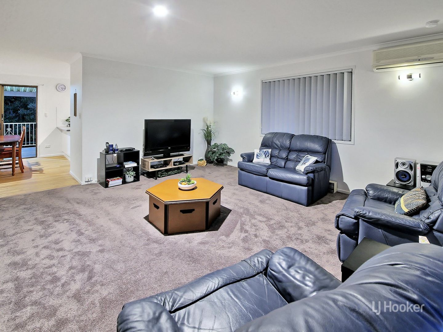 15 Madana Street, Sunnybank Hills QLD 4109, Image 2
