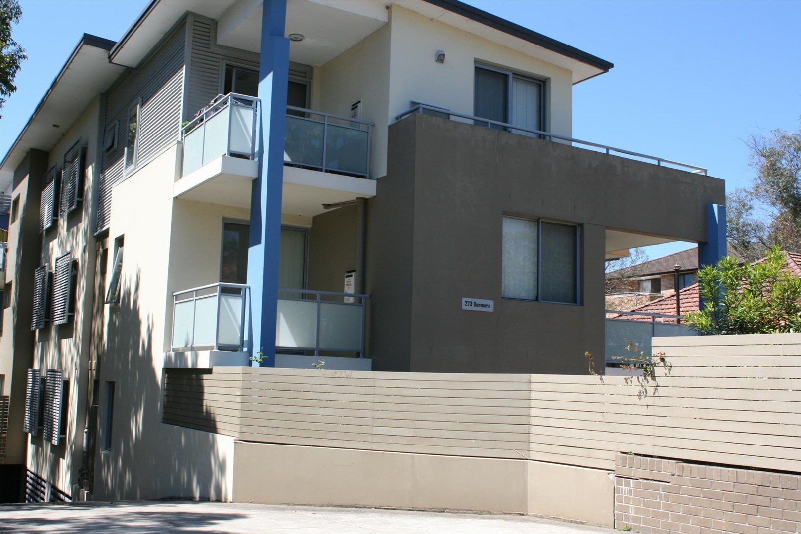 2 bedrooms Apartment / Unit / Flat in 4/273 Dunmore Street PENDLE HILL NSW, 2145