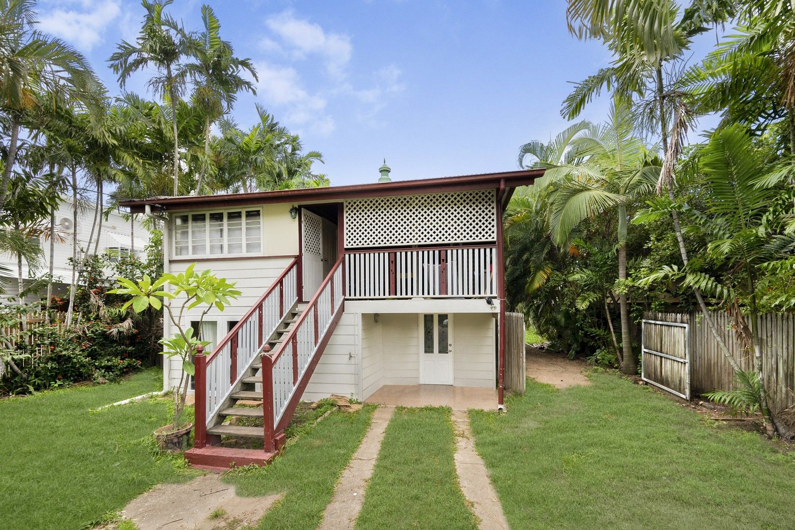 3 bedrooms House in 60 Seventh Street RAILWAY ESTATE QLD, 4810