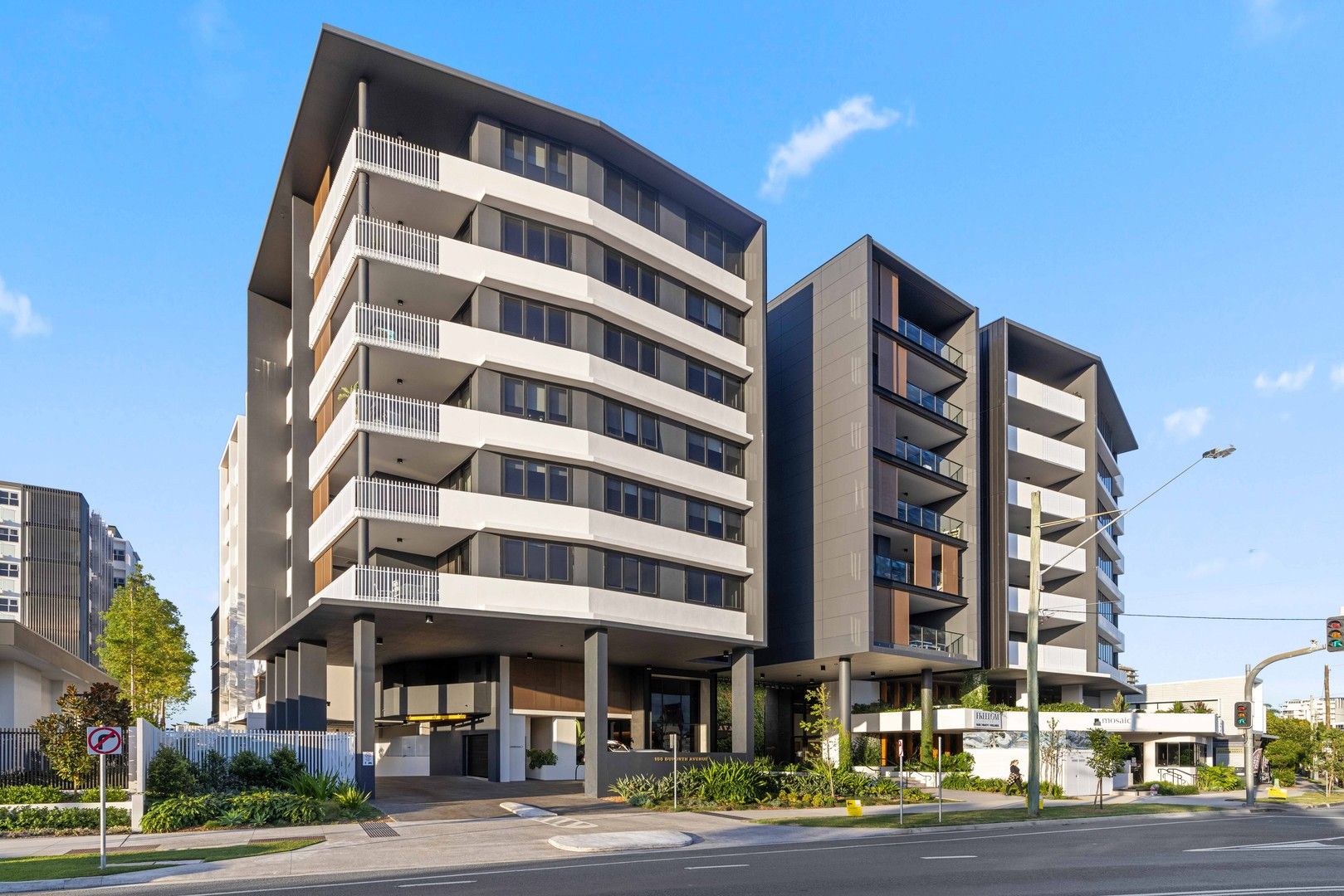 2 bedrooms Apartment / Unit / Flat in 2203/100 Duporth Avenue MAROOCHYDORE QLD, 4558