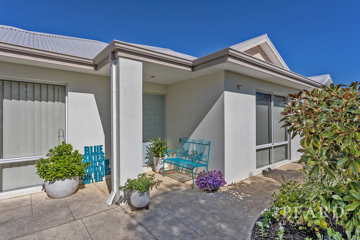 4 bedrooms House in 14 Harford Grove YANCHEP WA, 6035