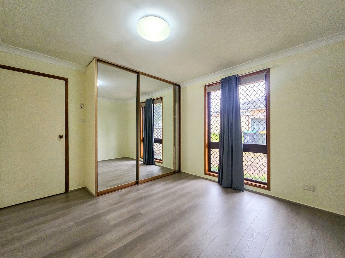 24 Lorenzo Crescent, Rosemeadow NSW 2560 House For Rent 520 Domain