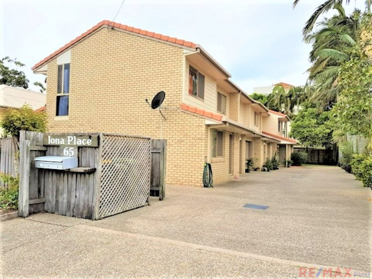 3 bedrooms Apartment / Unit / Flat in 2/65 Taylor Avenue GOLDEN BEACH QLD, 4551