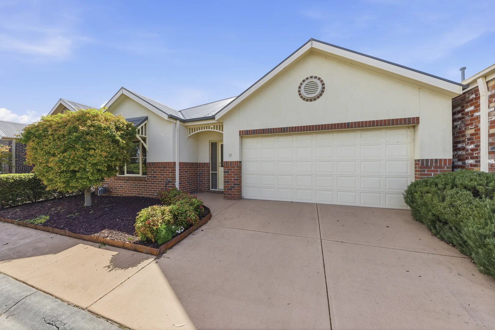 Additional image 2 of 17/1 Malouf Court, Pakenham VIC 3810