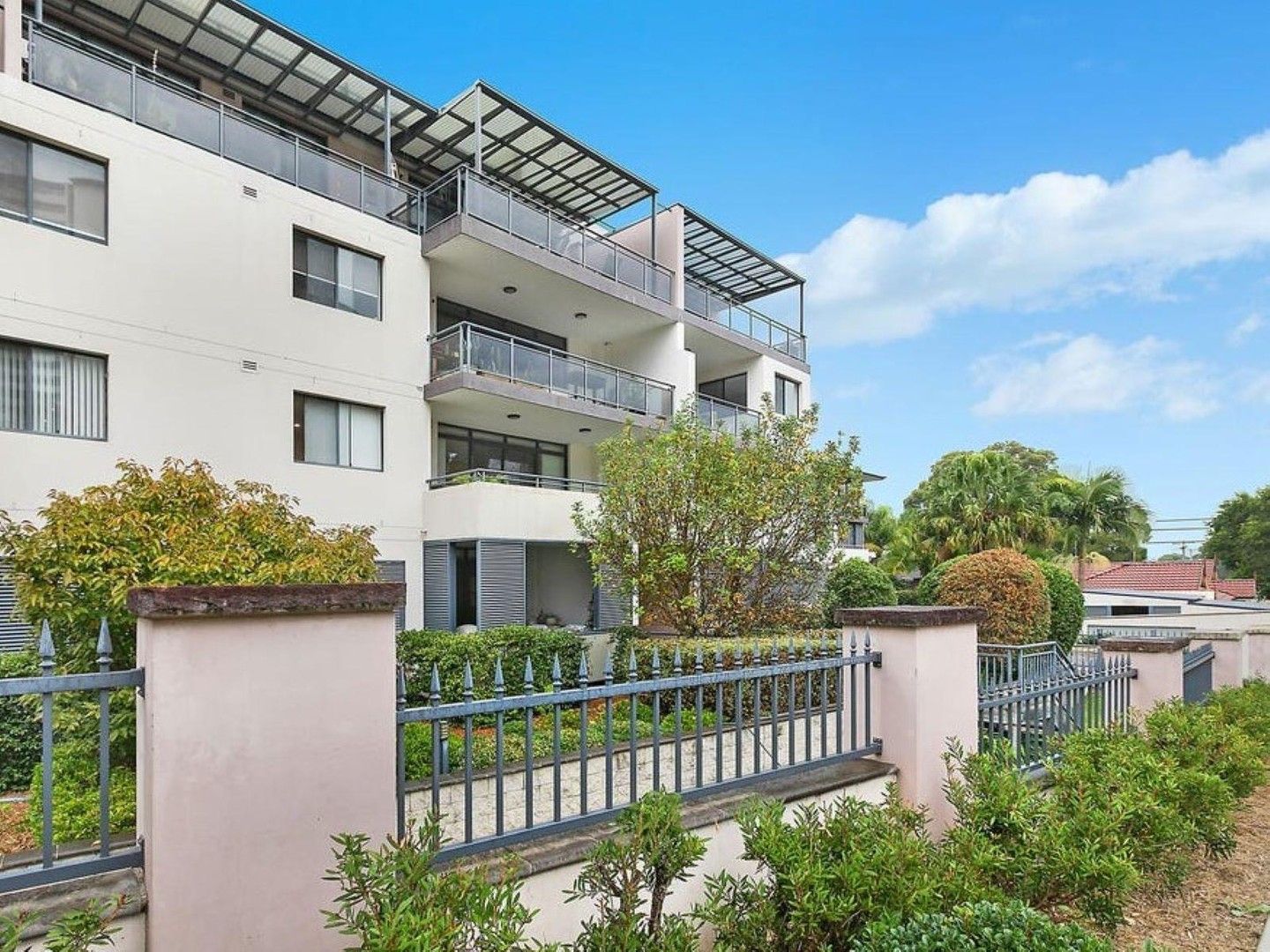 1 bedrooms Apartment / Unit / Flat in 1/1 Mercer Street CASTLE HILL NSW, 2154