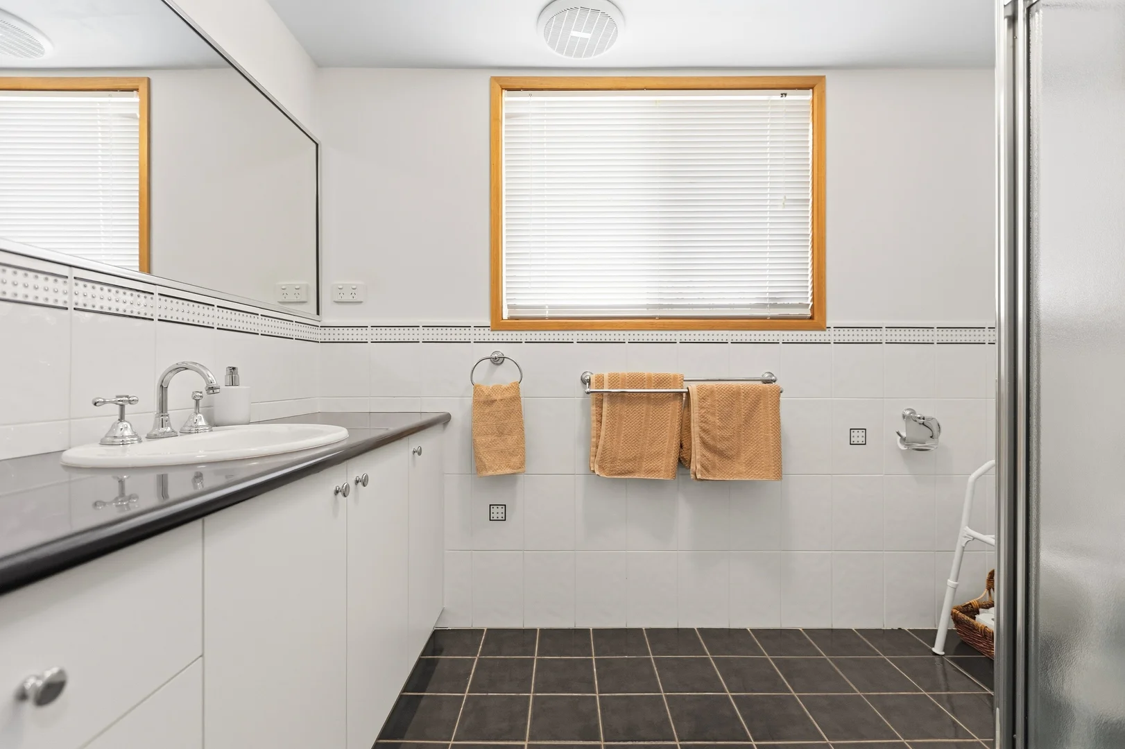 Additional image 9 of 24 Yanko Crescent, Bourkelands NSW 2650