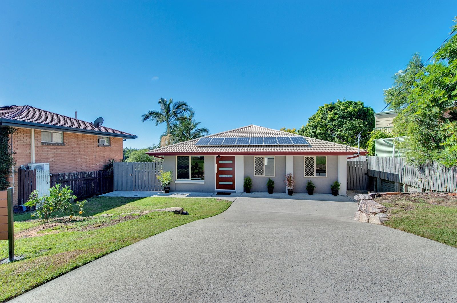 13 Glode Avenue, Churchill QLD 4305, Image 0