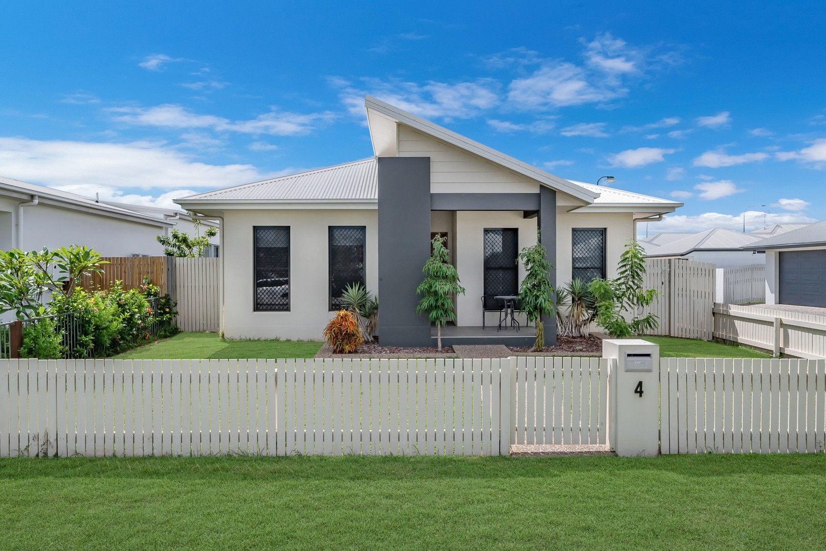 4 Highgrove Avenue, Shaw QLD 4818 Domain