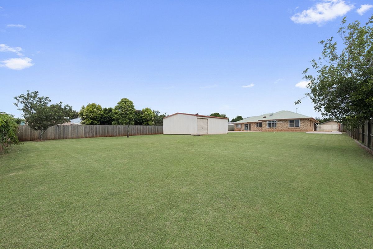 39 Jutsum Street, Middle Ridge QLD 4350, Image 2