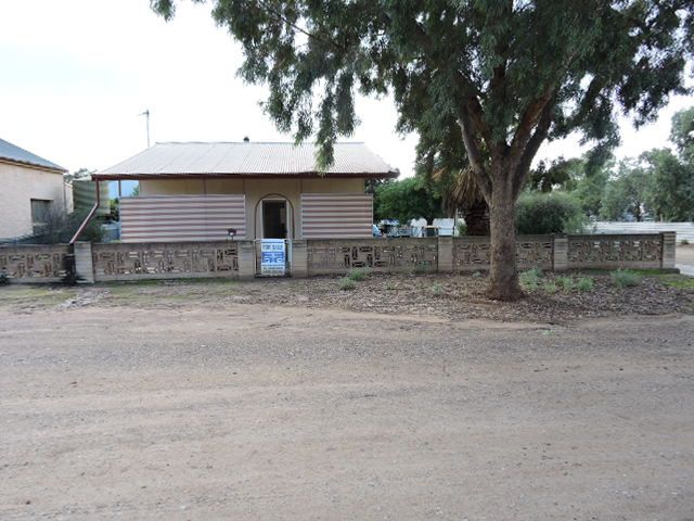 11 Williams Street, Quorn SA 5433