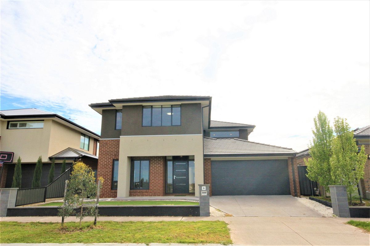5 bedrooms House in 9 Andaman Drive CRAIGIEBURN VIC, 3064