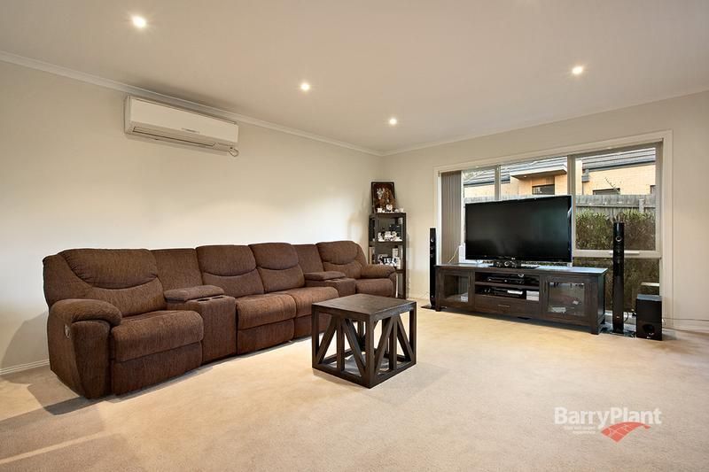 2/13 Rialton Avenue, BLACKBURN NORTH VIC 3130, Image 1