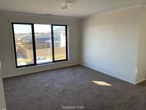 48 Inglenook Circuit, Armstrong Creek VIC 3217 - House For Rent | Domain