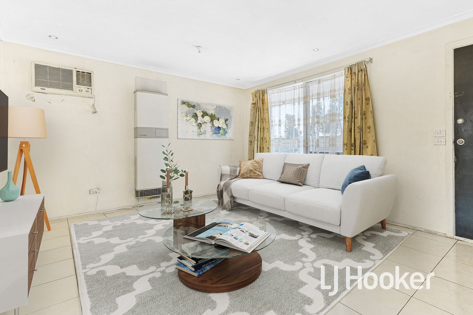 65 Oaktree Drive, Hampton Park VIC 3976, Image 1