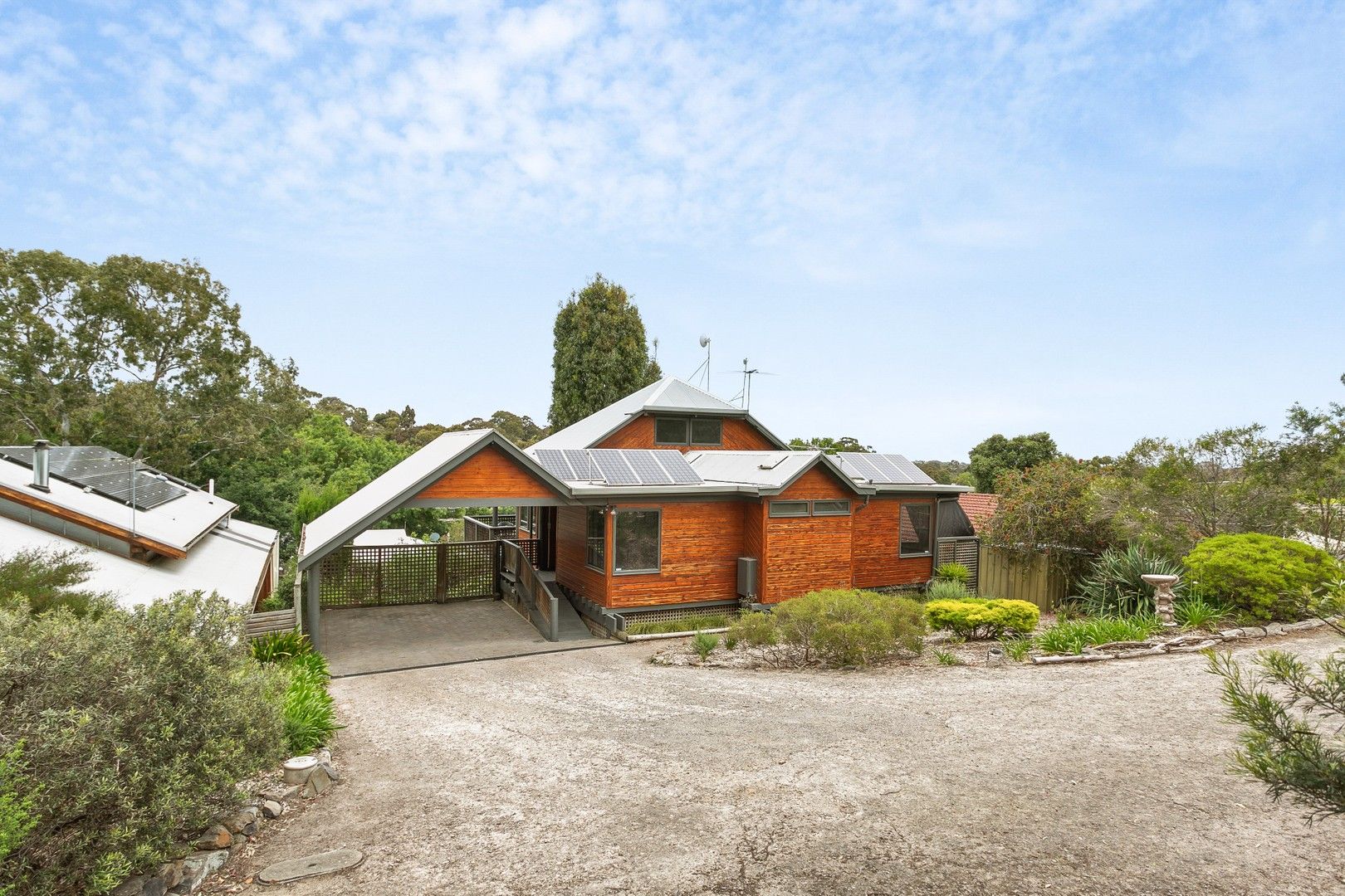 3 bedrooms House in 24 The Pines Close HAPPY VALLEY SA, 5159