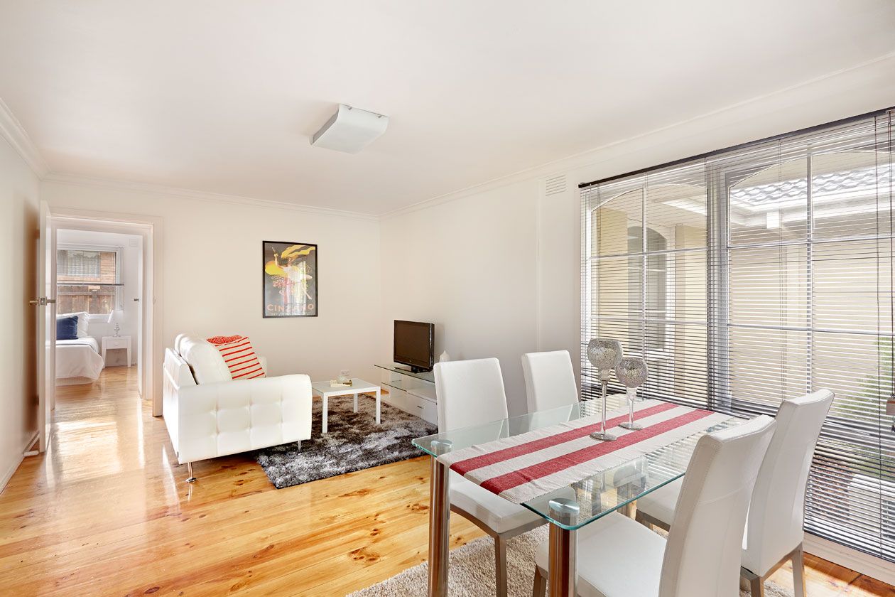 4/4 Burns Avenue, CLAYTON SOUTH VIC 3169, Image 1