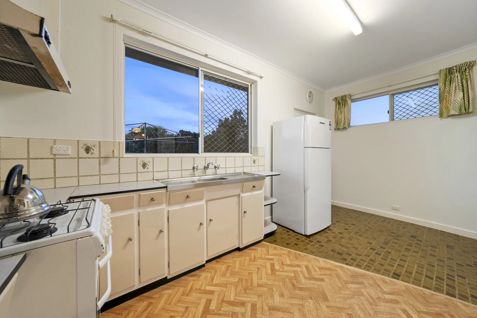 Additional image 11 of 12 Lucerne Grove, Findon SA 5023