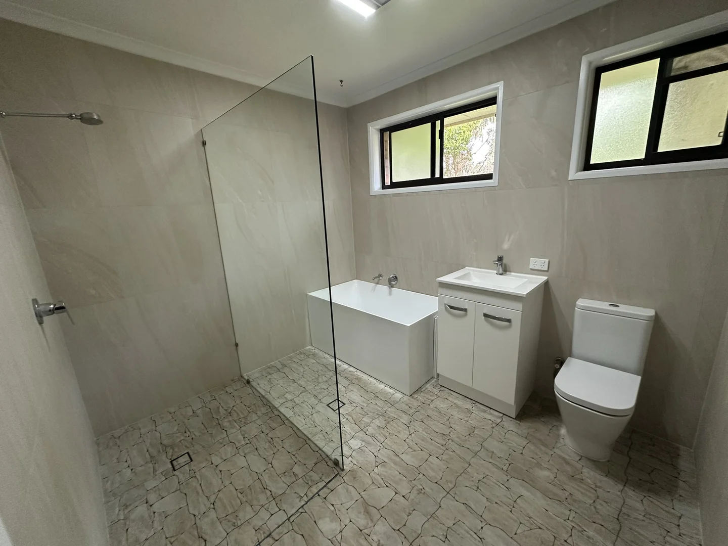 Additional image 4 of 15-17 Pimpala Street, Loganlea QLD 4131