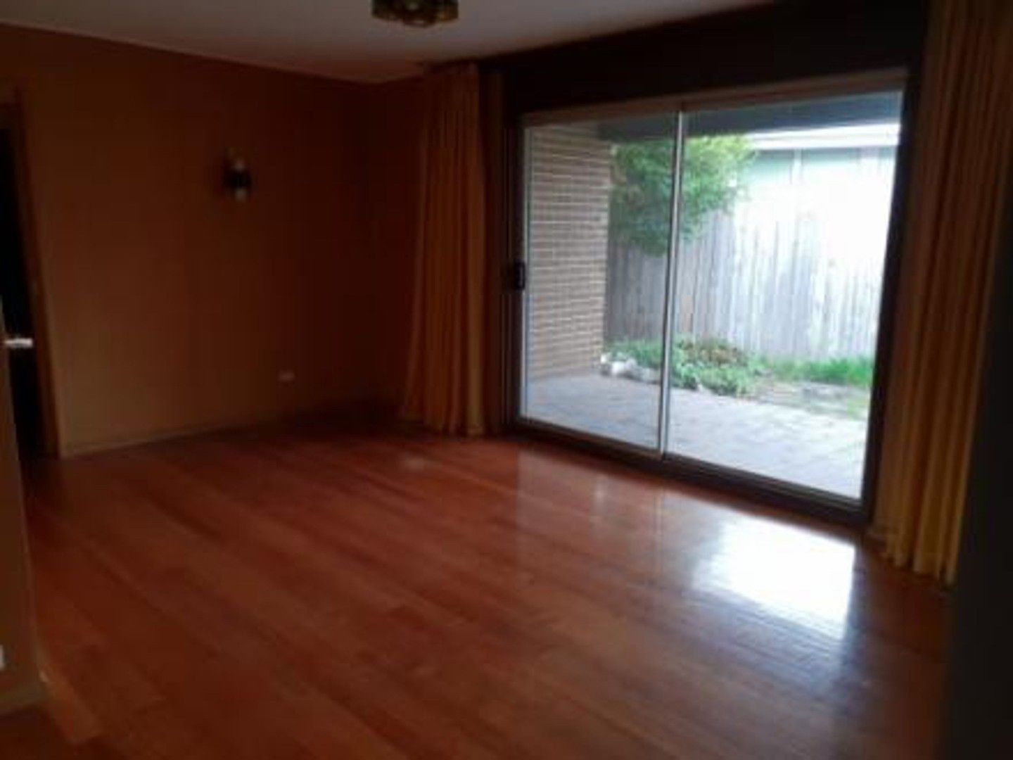 3 bedrooms House in 3 Old Eastern Court OAKLEIGH SOUTH VIC, 3167