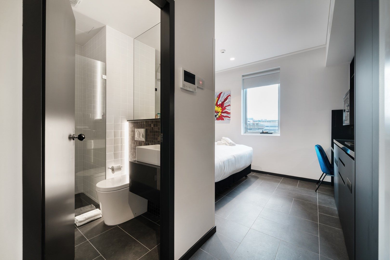 1 bedrooms Apartment / Unit / Flat in 403/16-18 Broadway CHIPPENDALE NSW, 2008