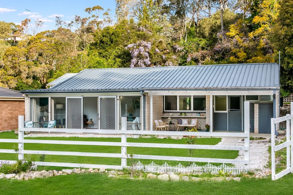 3 bedrooms House in 7 Gooraway Place BEROWRA HEIGHTS NSW, 2082