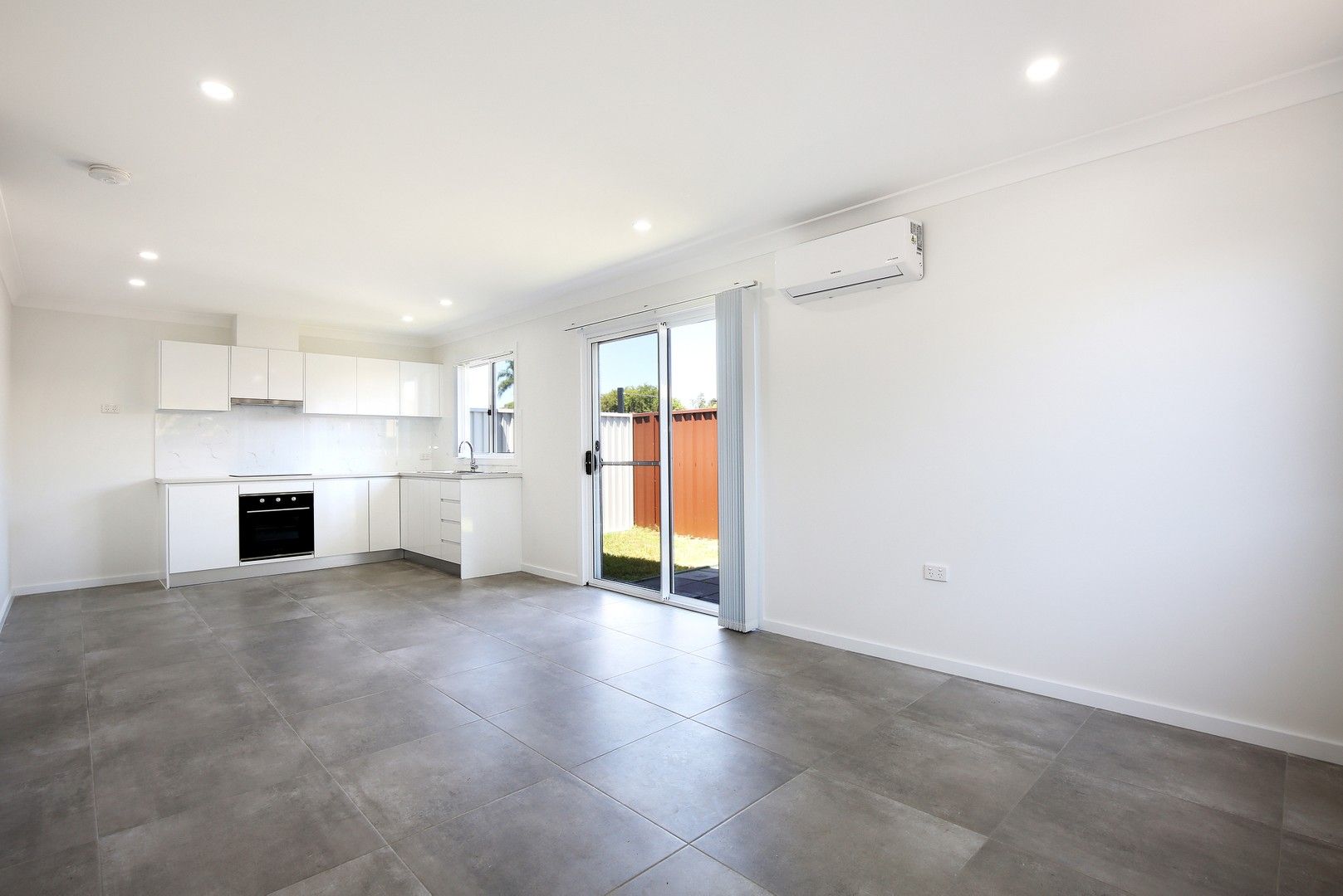 2 bedrooms House in 6A Rotorua Rd ST CLAIR NSW, 2759